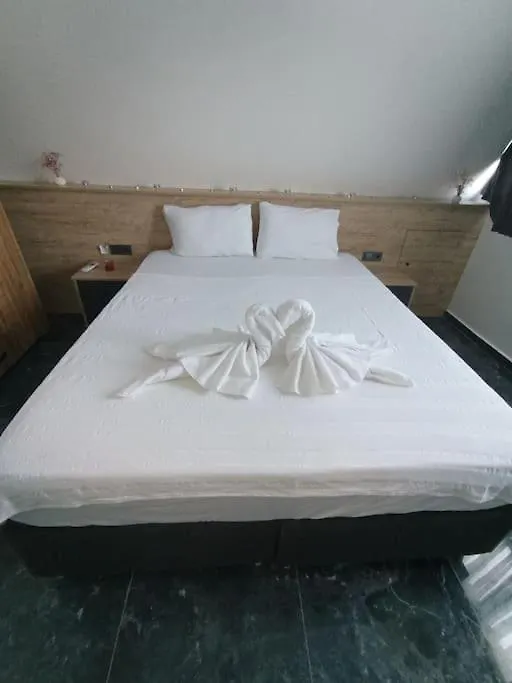 Mutlu Ve Huzur Dolu Bir Tatil Villa Ortaca